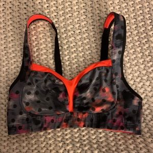 lululemon sports bra 34C